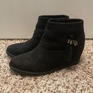 Kenneth Cole Reaction Booties